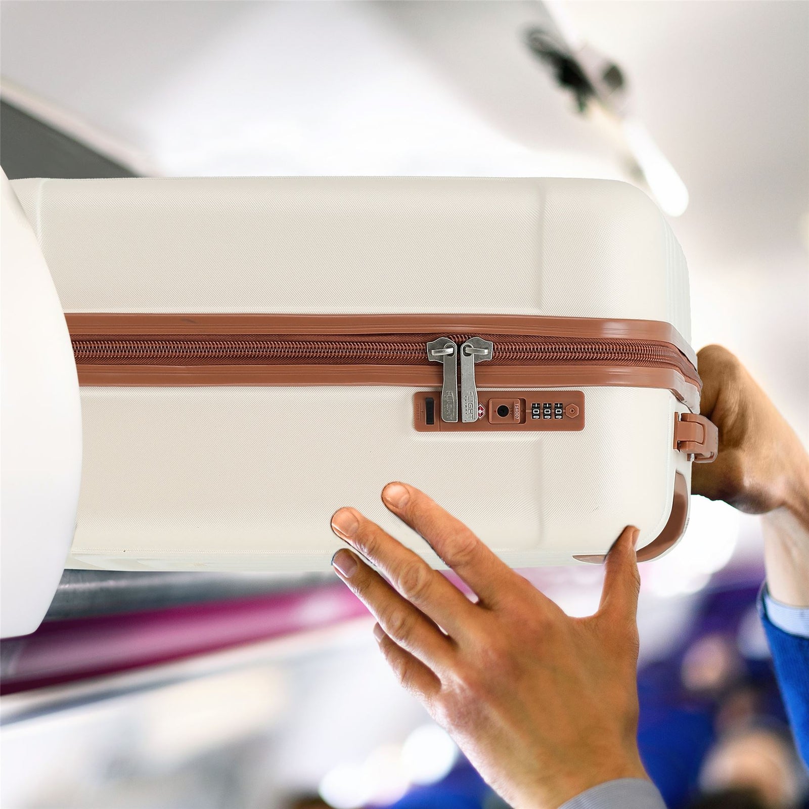 56x45x25cm Large Cabin Carry On Case - Overhead Luggage Suitcase - 4 Spinner Wheels - Abs Hard Shell Cabin Bag | Cabin | Cream