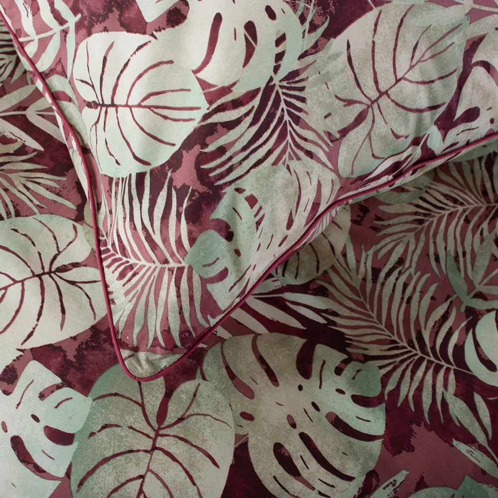 Tropical Garden Red 100% Cotton Duvet Cover Set With Piped Edging | Double | Red