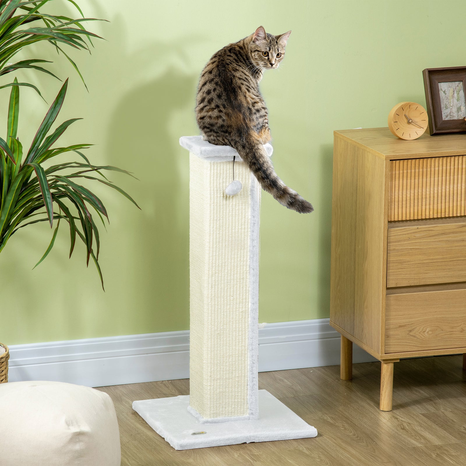 81cm Cat Scratching Post W/ Sisal Rope, Hanging Ball Soft Plush | White