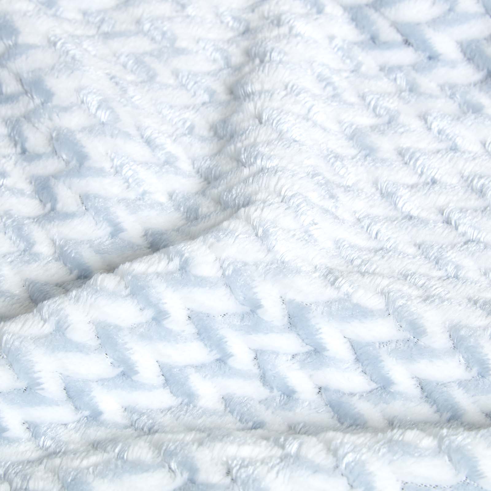Mora Faux Fur Velvet Throw | 130cm x 160cm | Light Blue