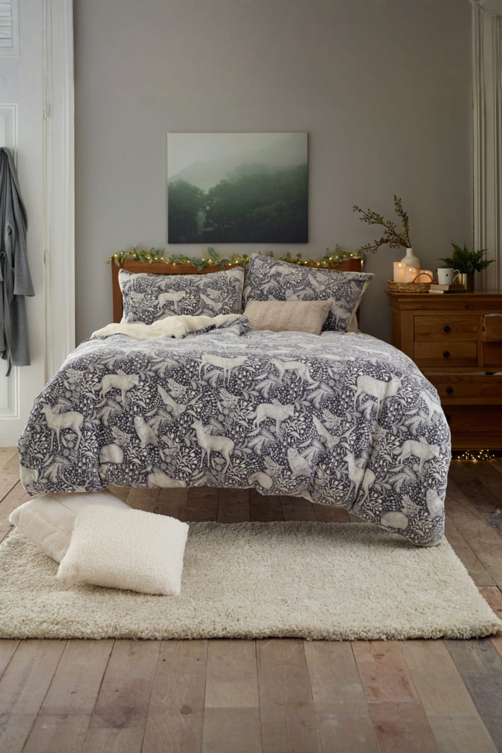 Woodland Folk Fleece Duvet Cover Set With Sherpa Reverse – Nature-inspired Cosy Bedding | Double | Grey