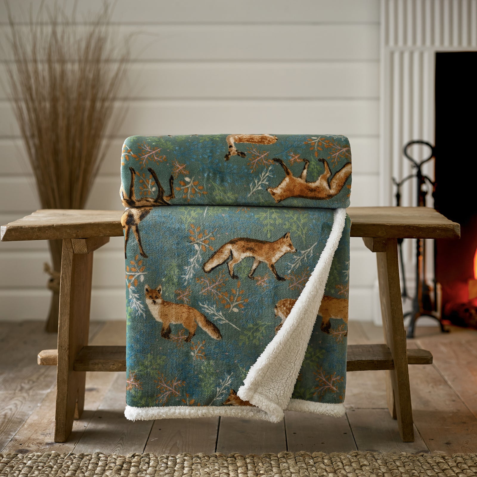 Snuggle Warm Fleece 140x180cm Throw Fox & Deer Green
