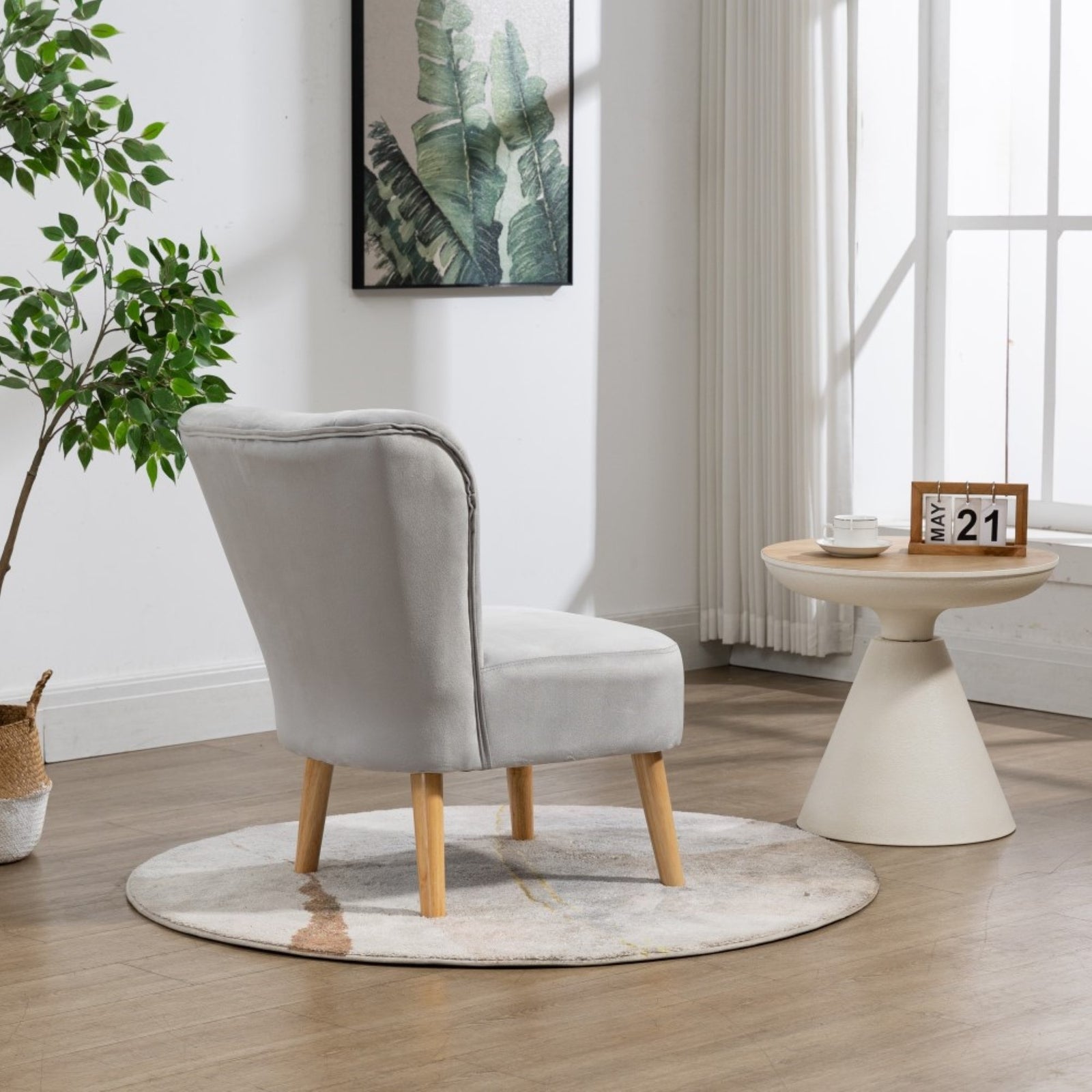 Arezza Velvet Accent Chair | Silver