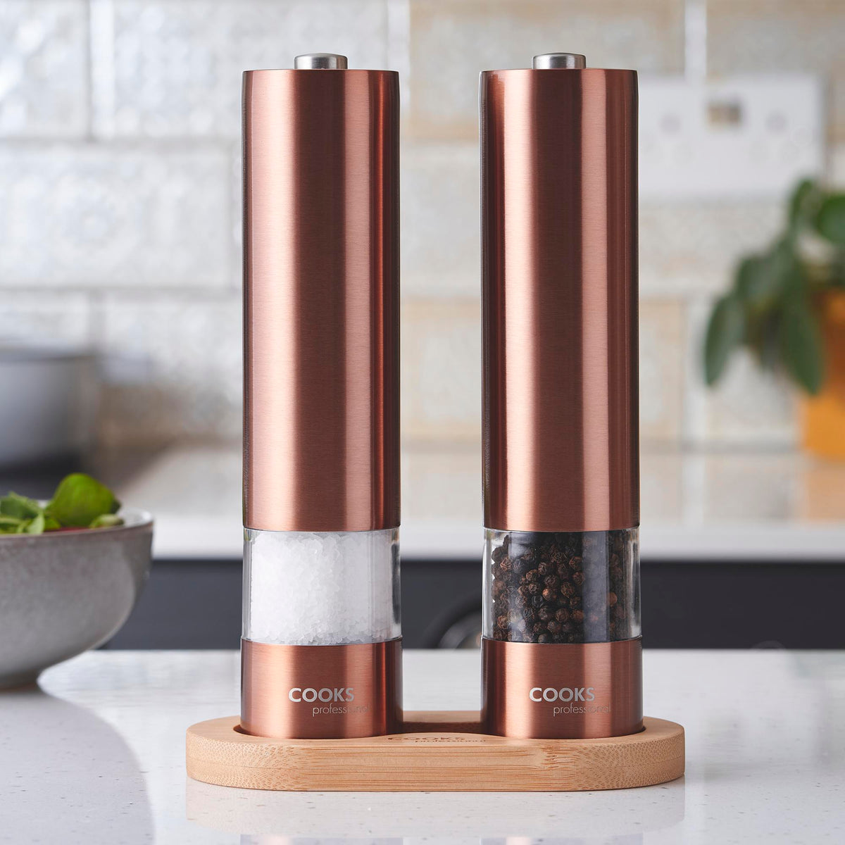 Cooks Professional Stainless Steel Electric Salt & Pepper Mill Set With Base