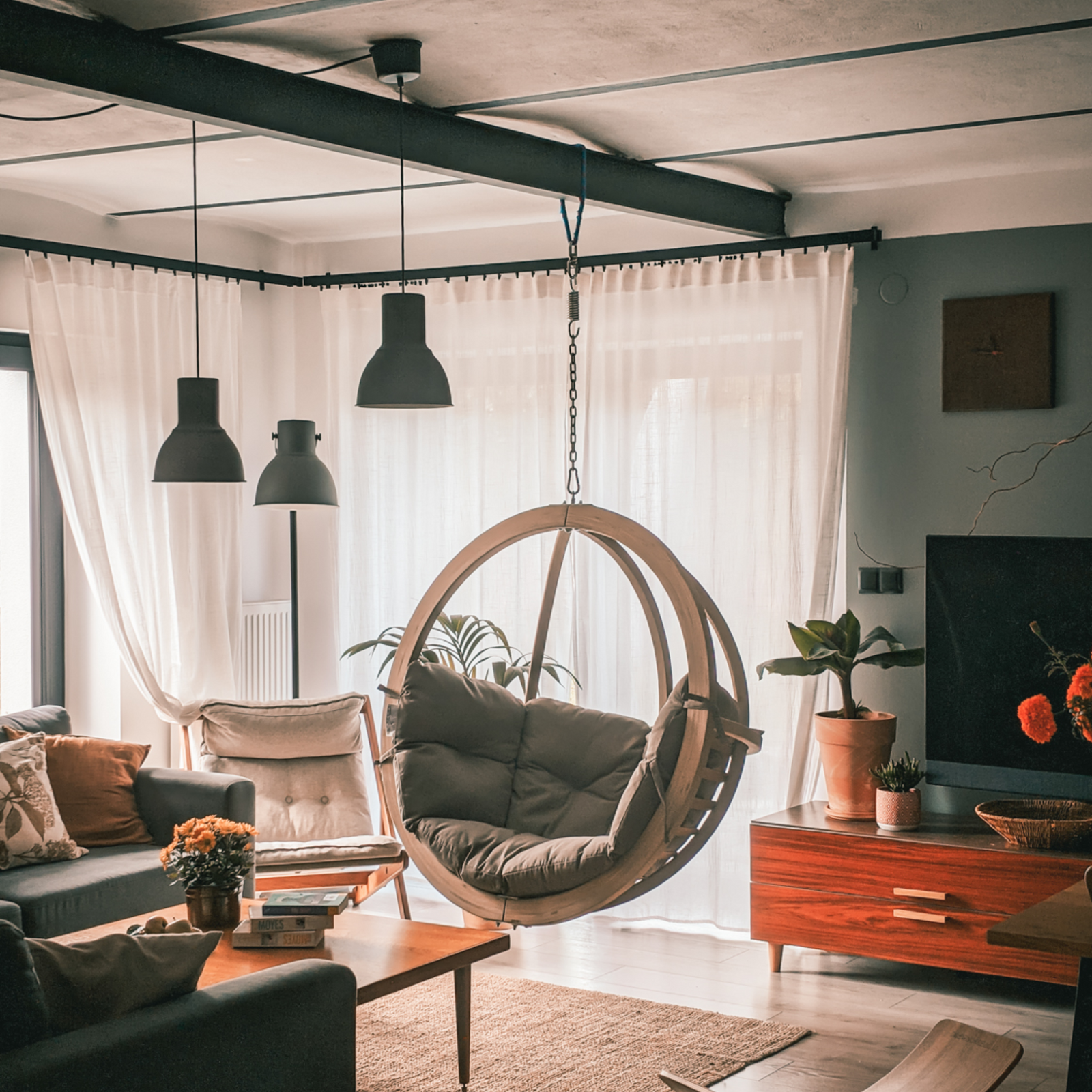 Globo Single Seat Weatherproof Hanging Egg Hammock Chair in Taupe