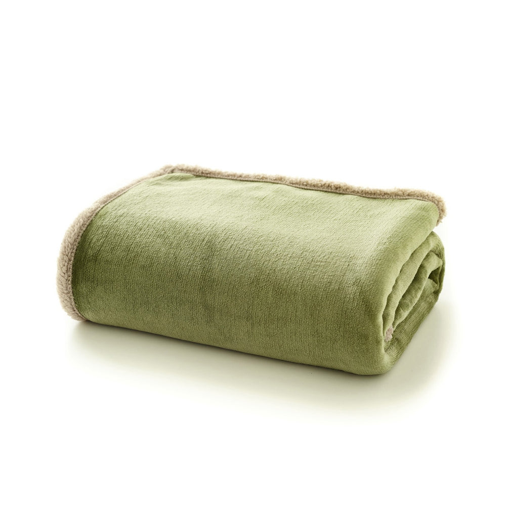 Hazelwood Ultra-soft Flannel & Sherpa Fleece Throw Blanket – 130 X 170cm | 130cm x 170cm | Sage Green