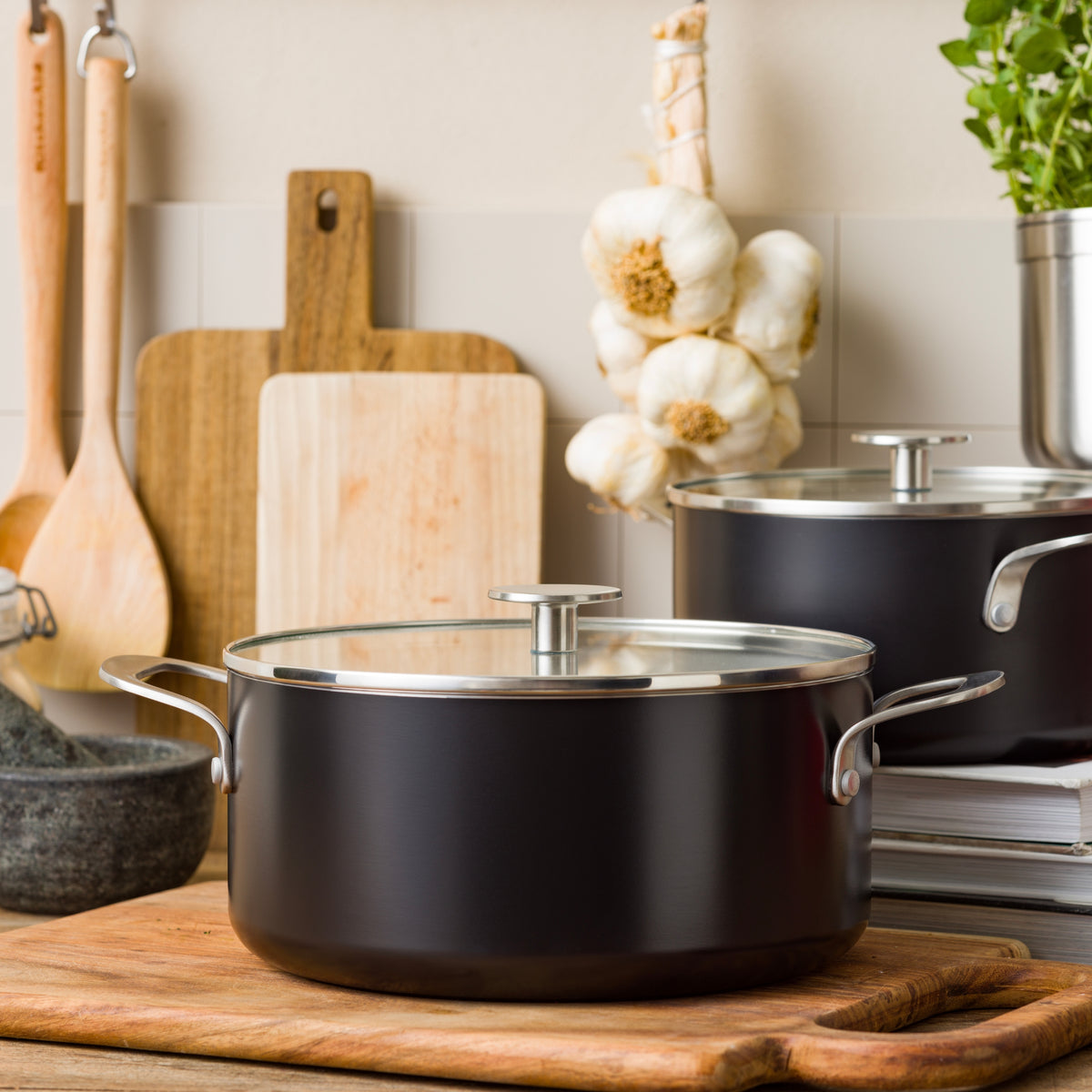 KitchenAid Cookware Coloured Aluminium Casserole With Lid, Pfas-free