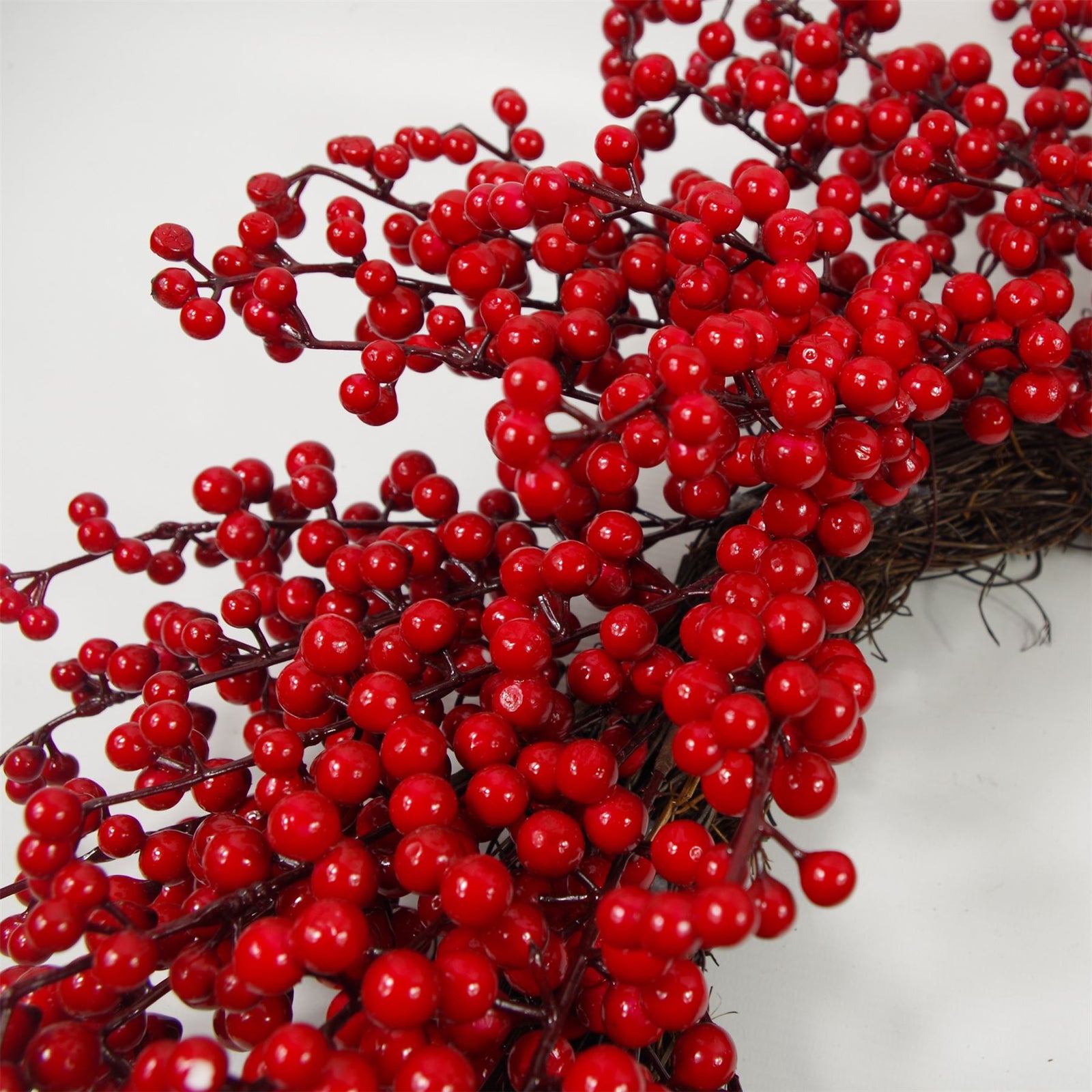 60cm (24 Inches) Large Luxury Christmas Red Berry Floristry Wreath