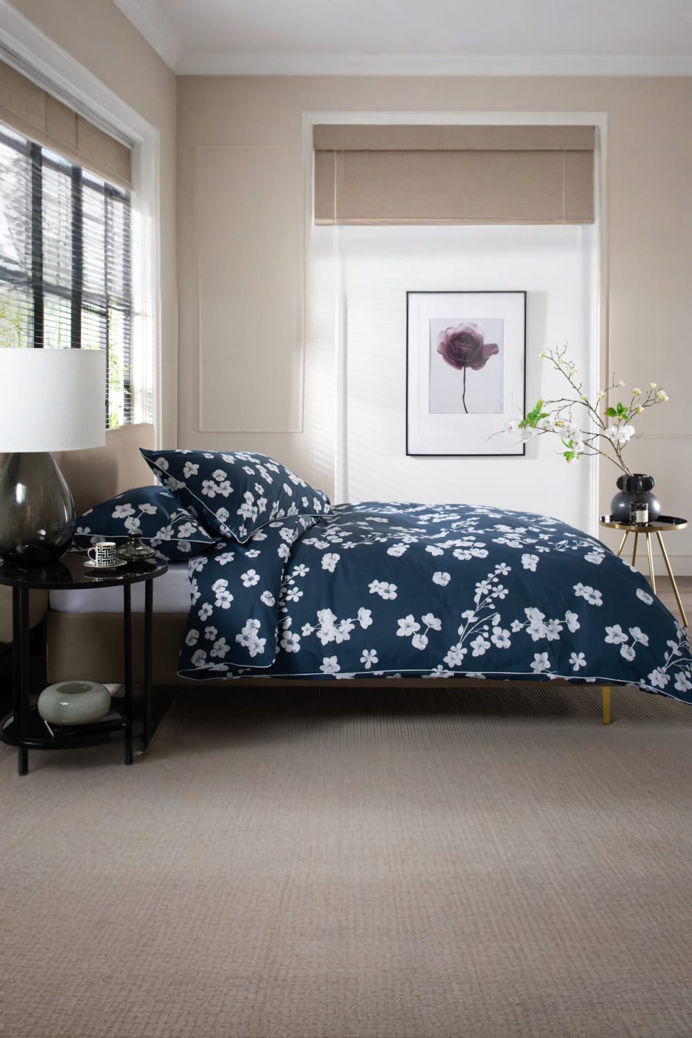 Petite Fleure 100% Cotton Duvet Cover Set – Floral Blossom Print Bedding With Piped Edges | Single | Navy Blue