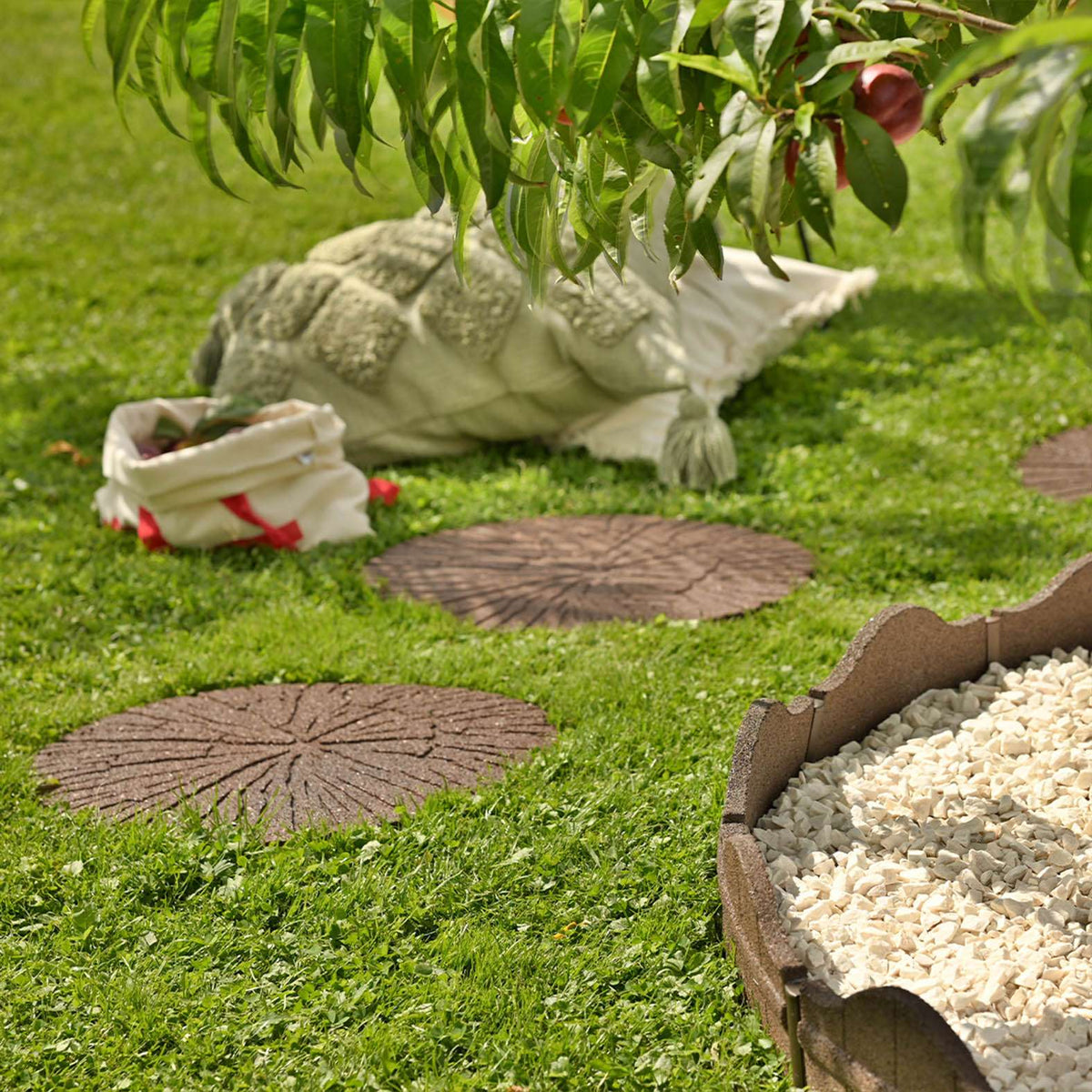 Rubber Garden Stepping Stones - Brown Log | Set of 1 | Brown