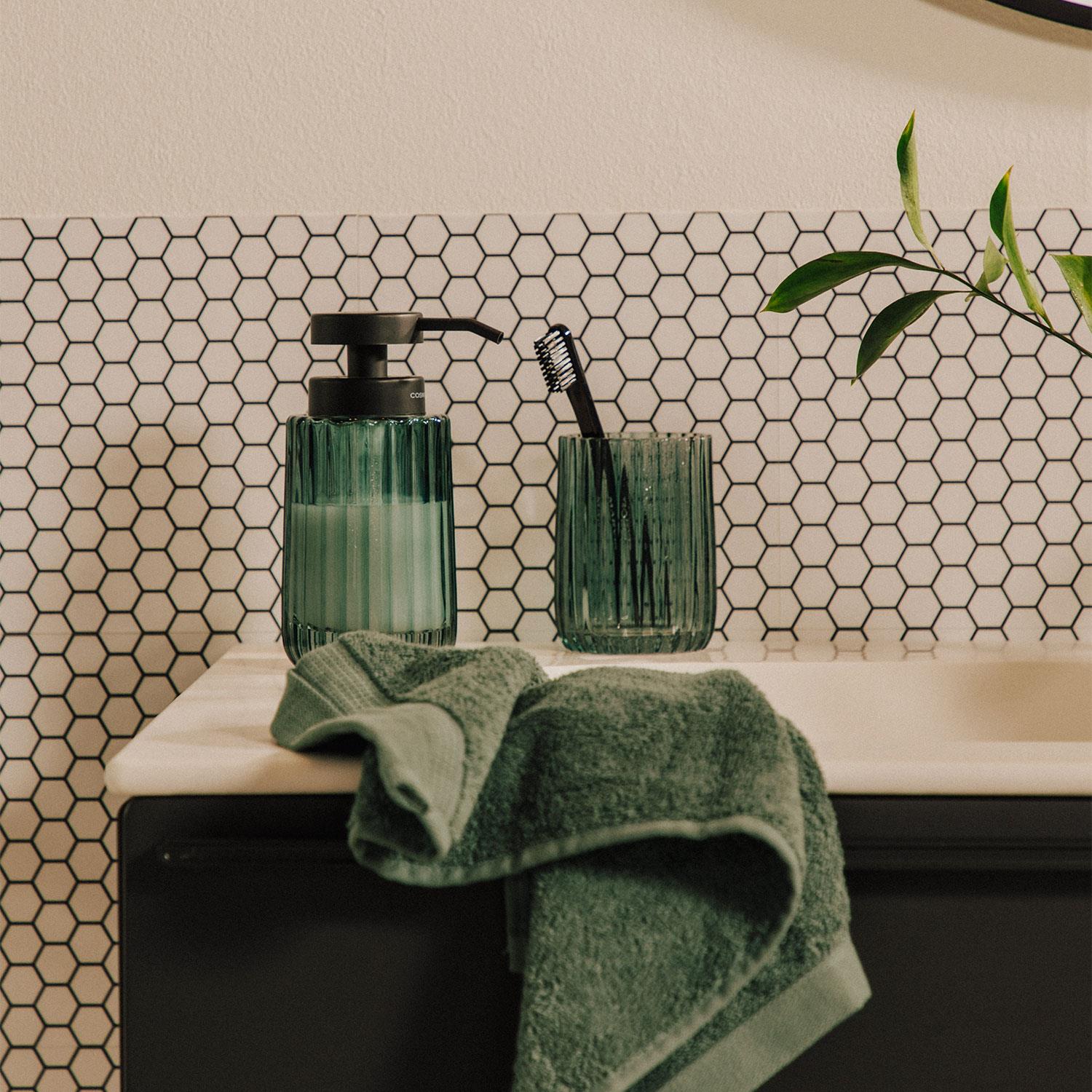 Soap Dispenser, 300ml, Resistant Glass, Turquoise, Lido Collection