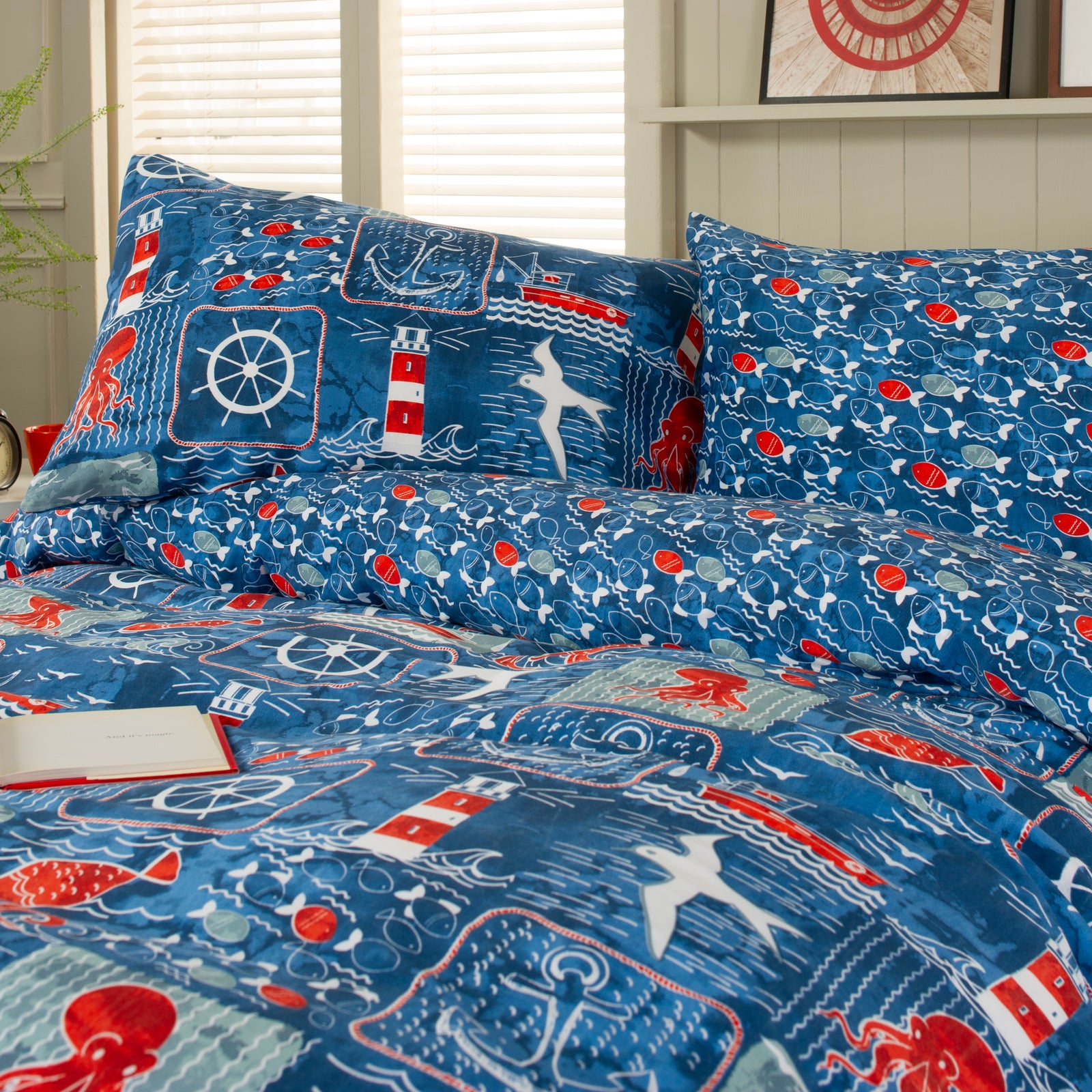 Coastal Patch Printed Cotton Rich Super King Duvet Set Reversible | Super King | Blue