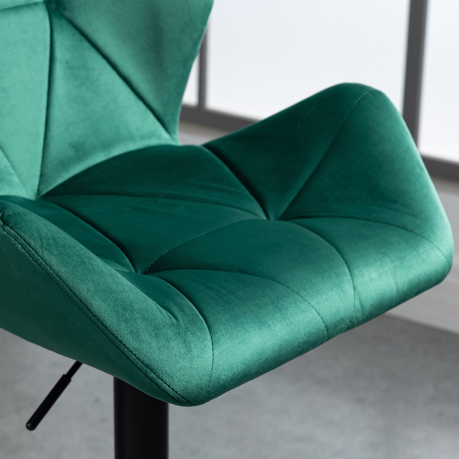 Set Of 2 Luxurious Velvet-touch Bar Stools | Green
