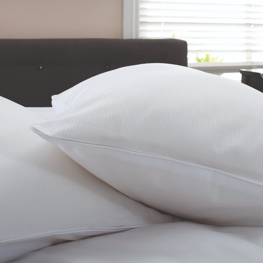 Boston Stripe 230 Thread Count 100% Cotton Duvet Cover Set | Super King | White