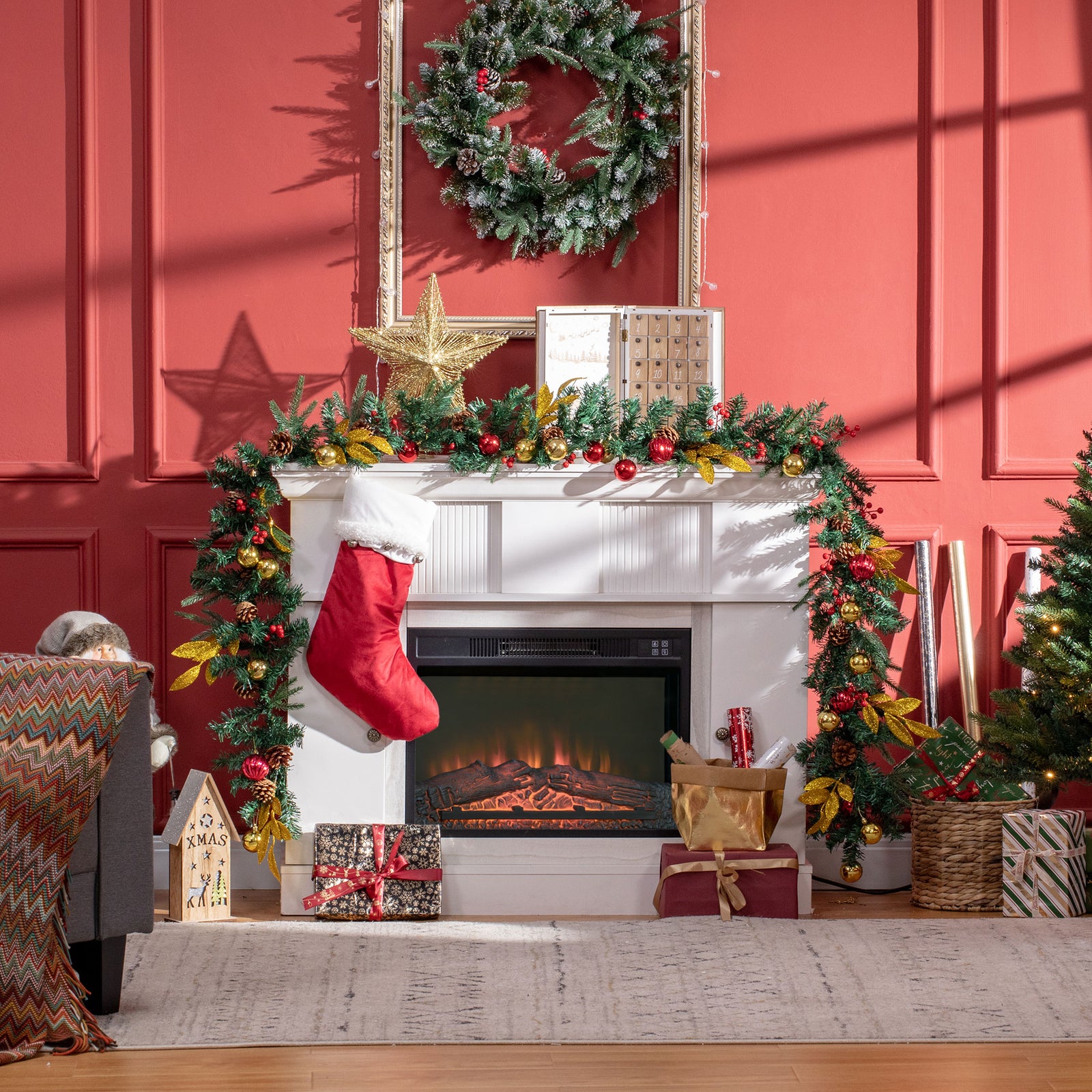 2.7m Artificial Christmas Garland Pine Cones