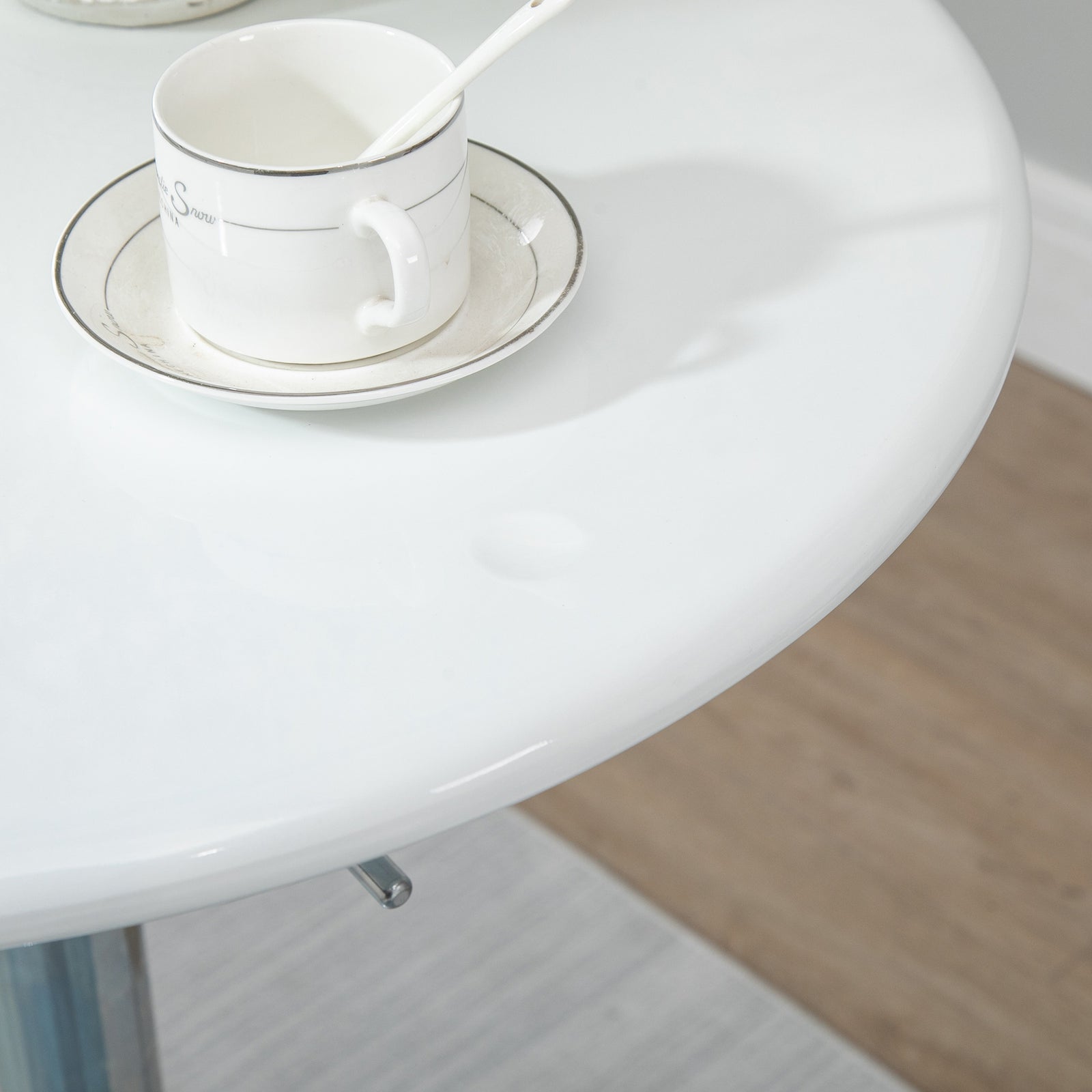 61cm Round Indoor Bar Table, Adjustable Height