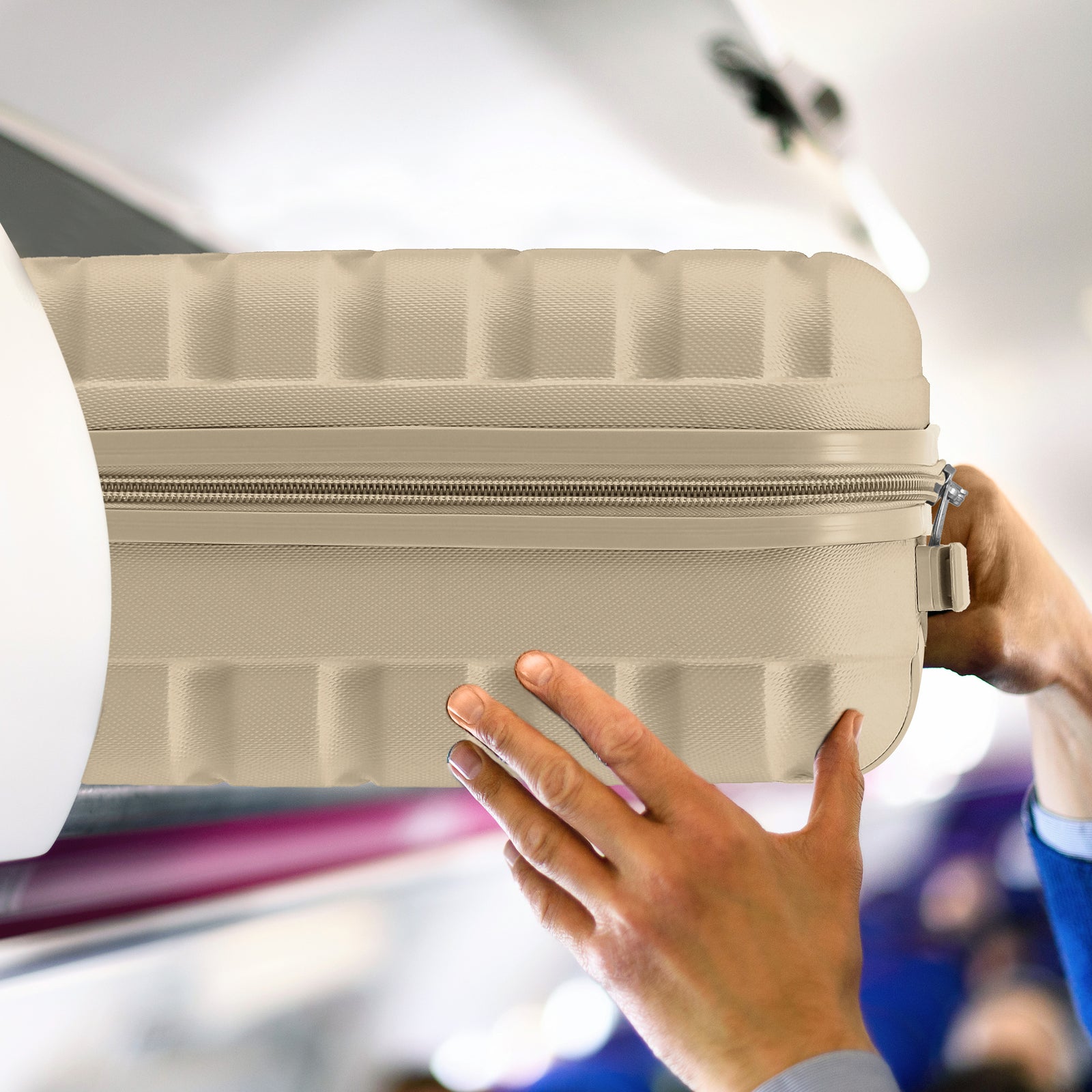 45x36x20cm Lightweight Underseat Cabin Carry On Suitcase - 100+ Airline Approved - Hard Shell Luggage - 4 Wheels | 45 x 36 x 20cm | Champagne