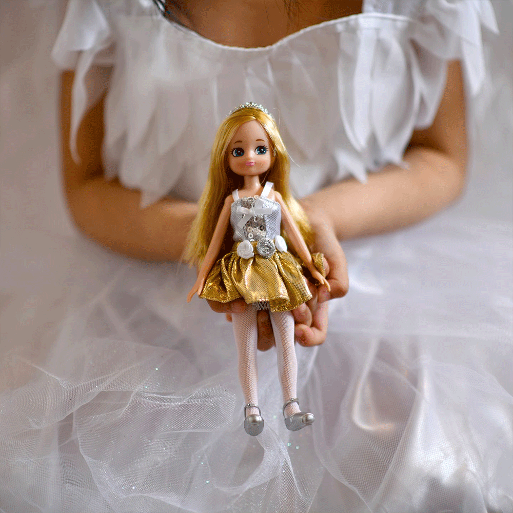 Bigjigs Toys Swan Lake Doll with Sparkly Outfit, 18cm Tall