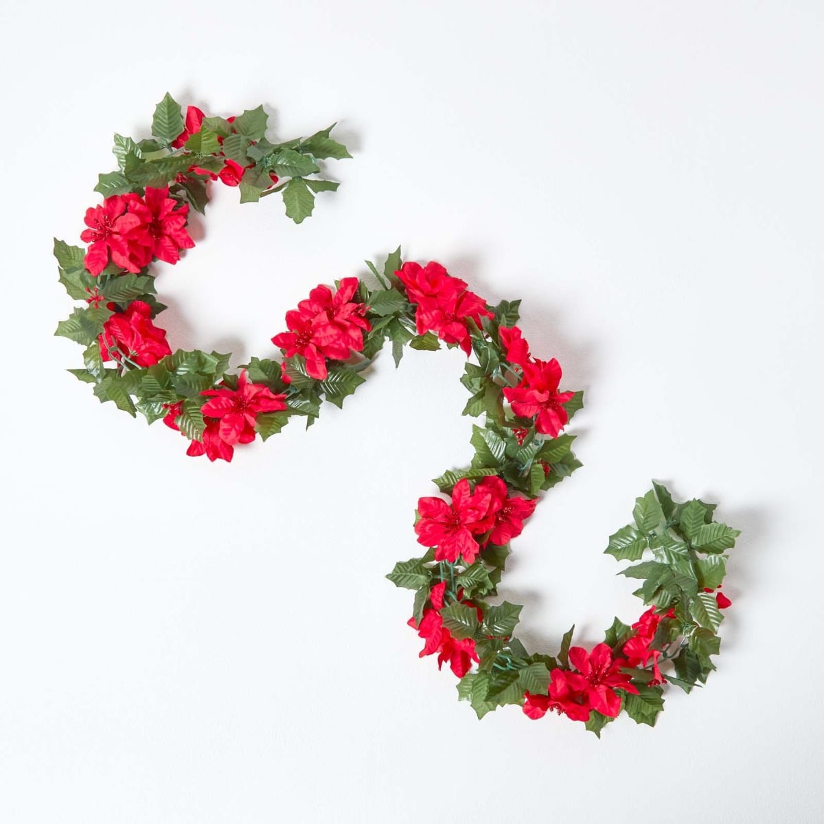 HOMESCAPES Artificial Red Poinsettia Berry Garland, 175 Cm