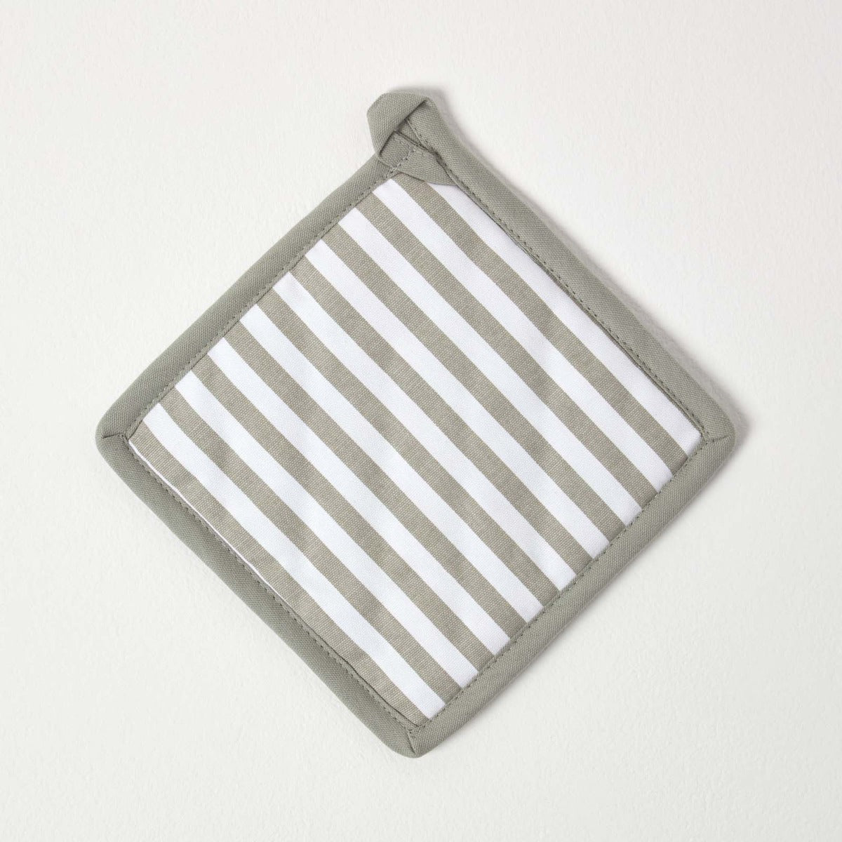 HOMESCAPES Grey Stripe Cotton Pot Holder