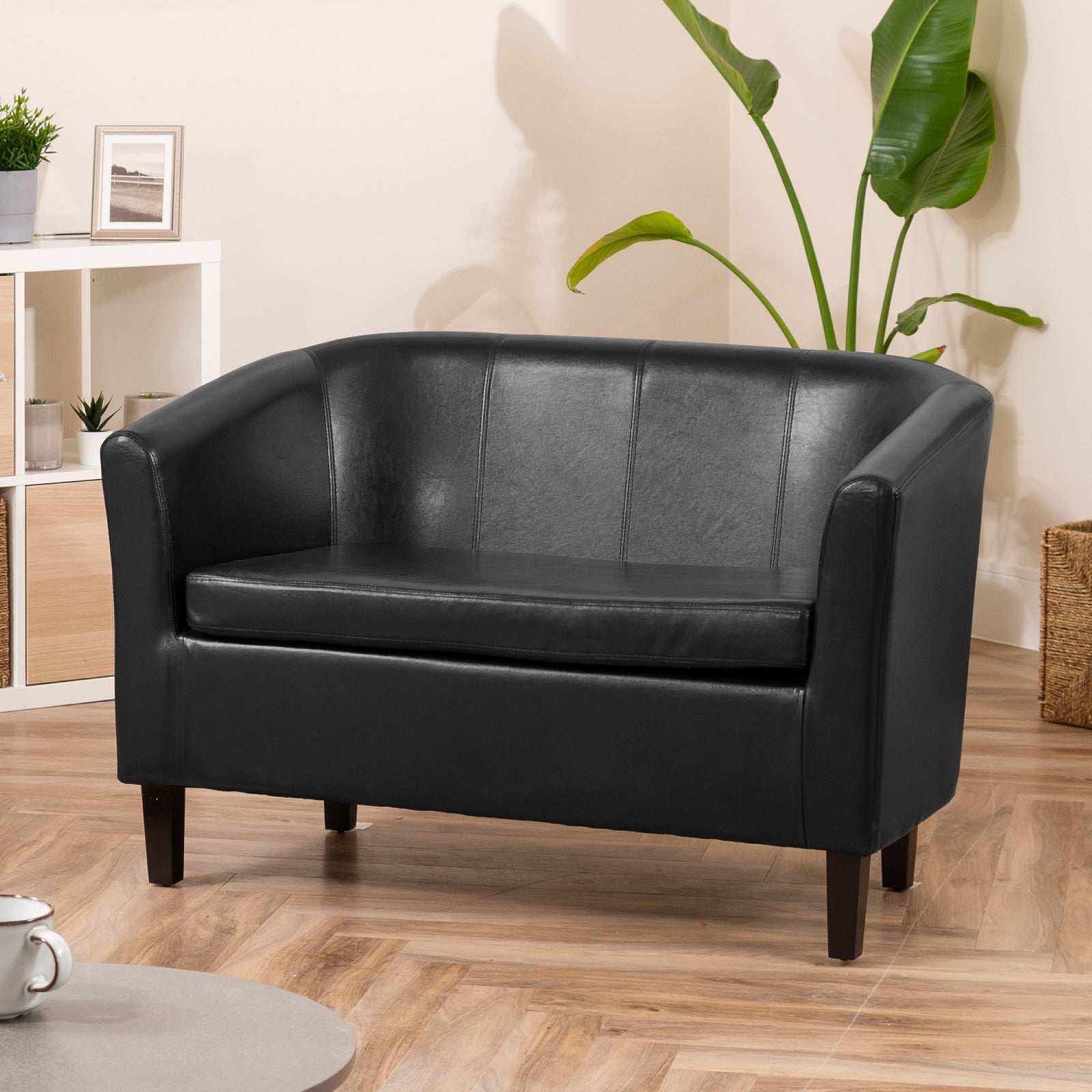 Meriden 2 Seat Tub Sofa | 2 | Black