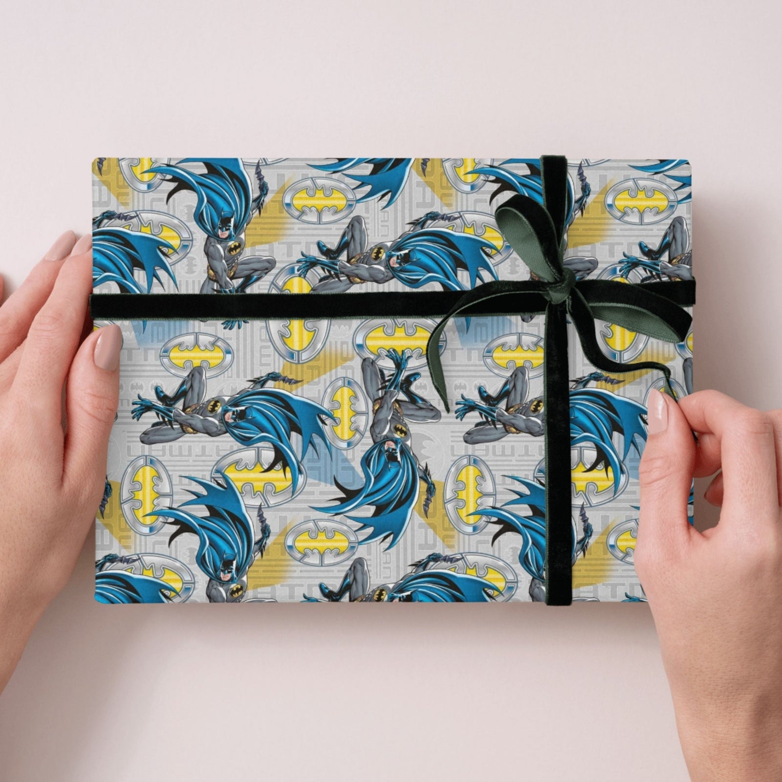 Dc Comics Batman Gift Wrap, 2 Sheet 2 Tag, Official Product