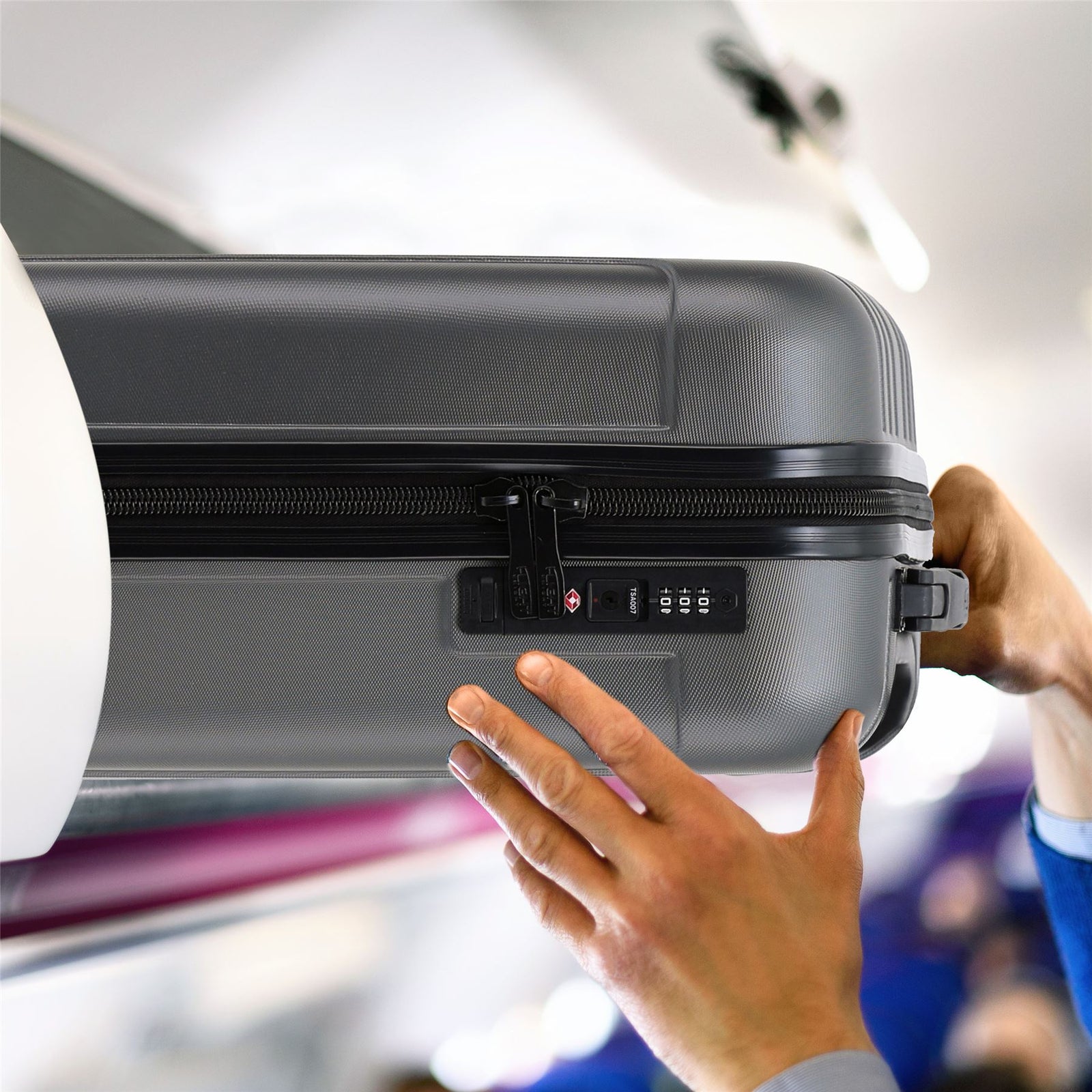 55x40x20cm Lightweight Luggage Overhead Cabin Hard Shell Cabin Suitcase 60+ Airlines Approved - Carry On Case - 4 Wheels | Cabin | Anthracite