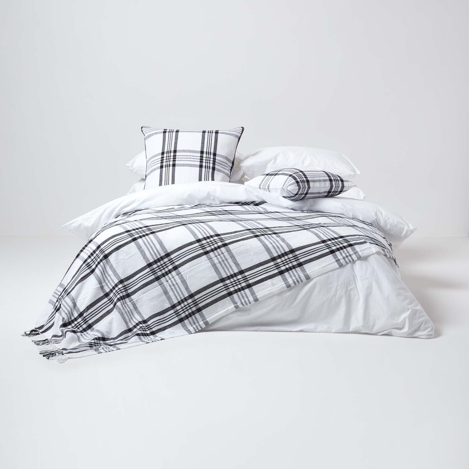 Tartan Check Sofa And Bed Throw | 225cm x 255cm | Black & White