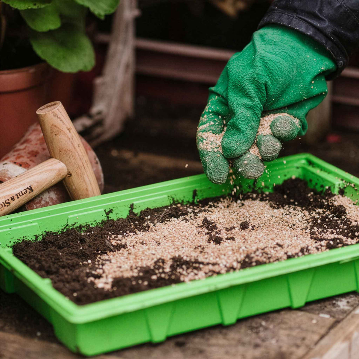 Vermiculite 2-5mm Lightweight Garden Conditioner | Set of 1