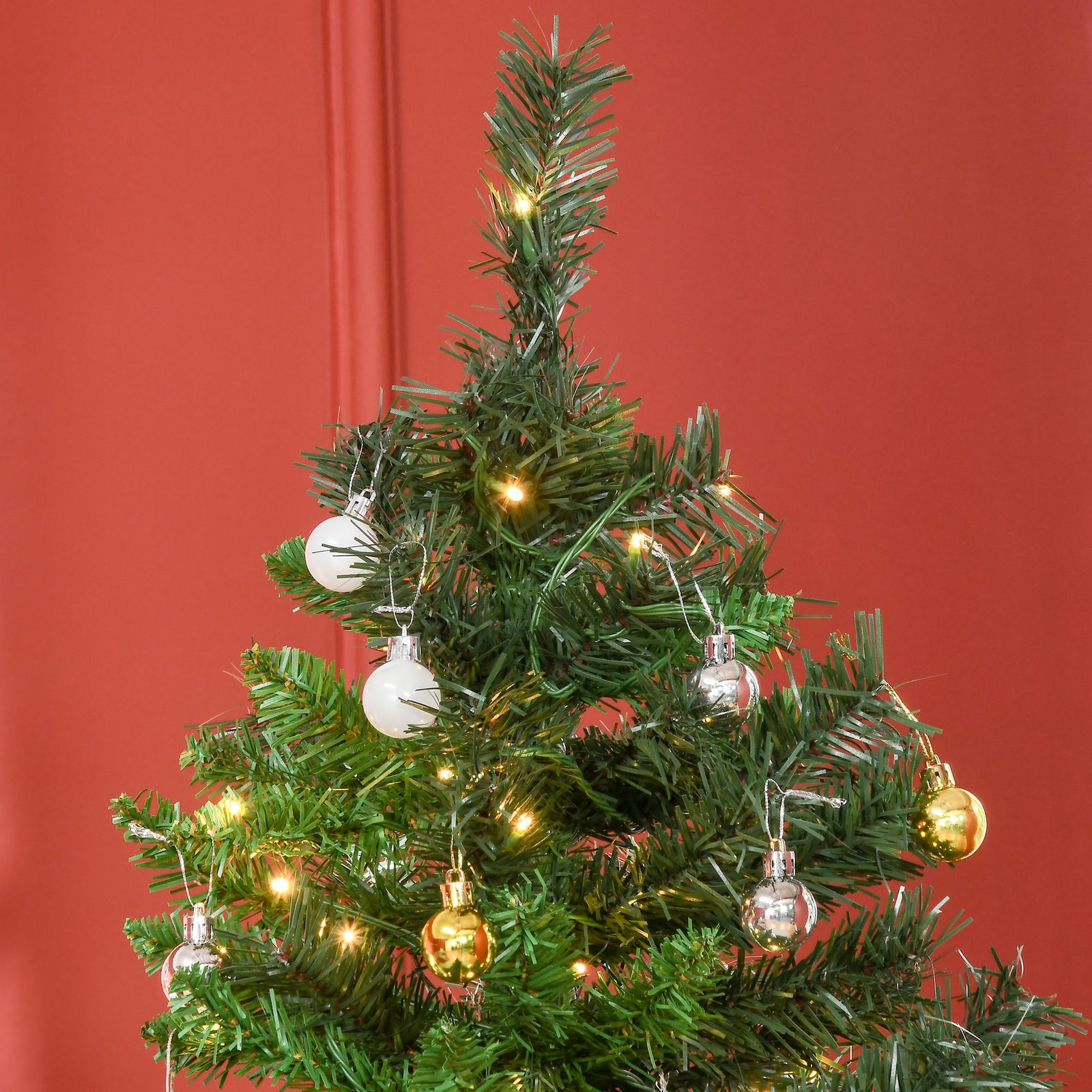 6ft Pre Lit Artificial Christmas Tree With 200 Led