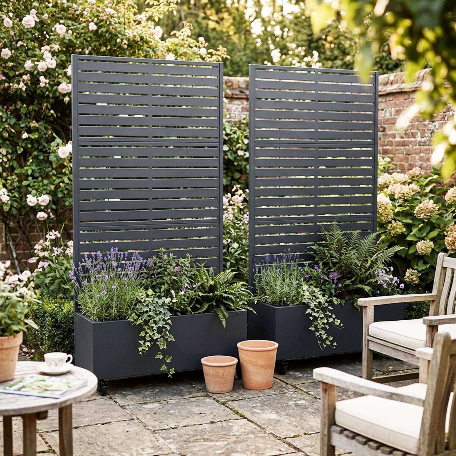Metal Privacy Screen With Plant Pot - Slat | Anthracite Grey