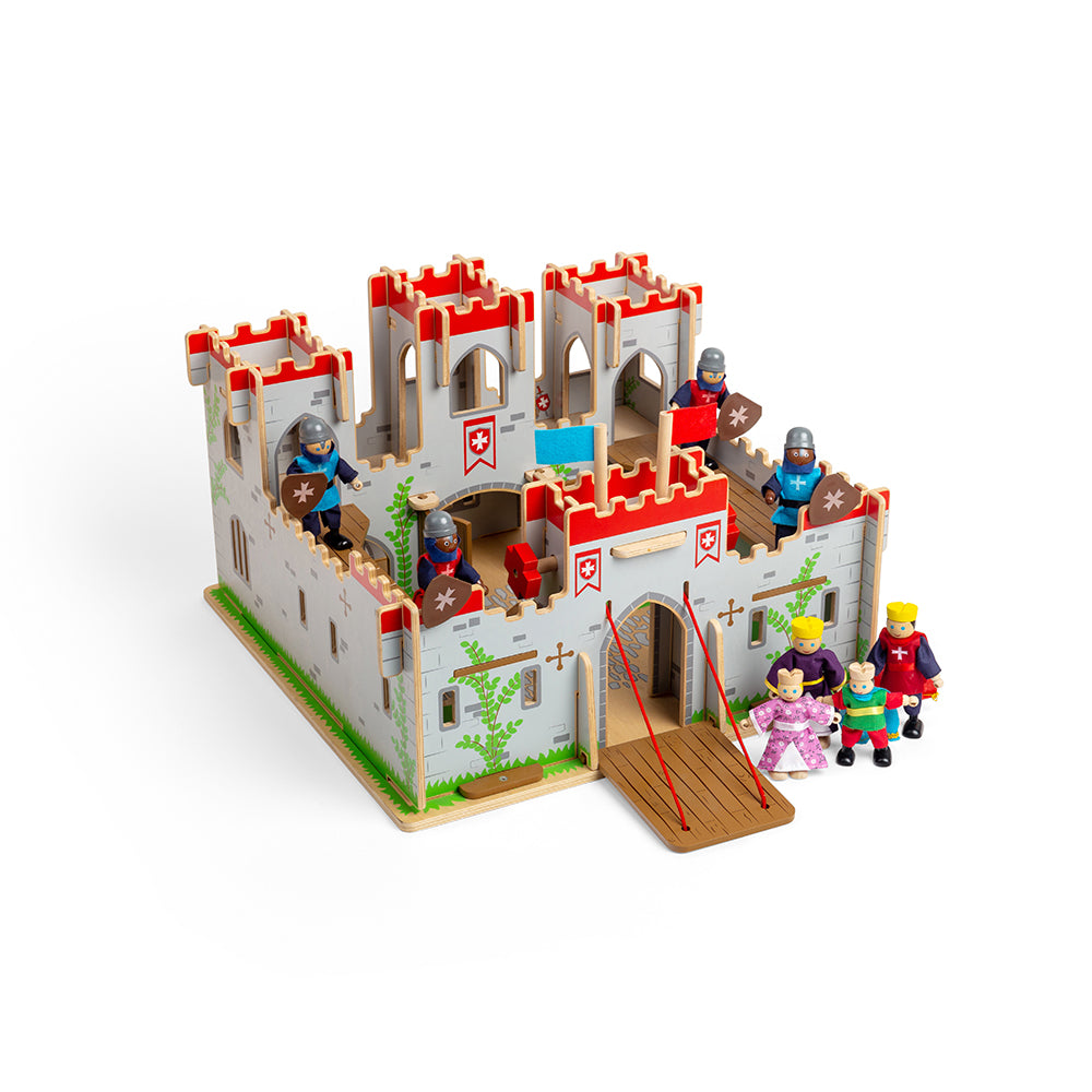 Wooden King George's Castle Bundle, Includes 8 Figures