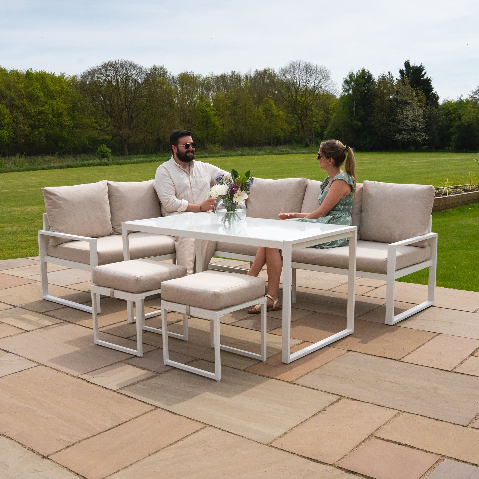 Aluminium Corner Sofa Set With Rattan Storage Box | White