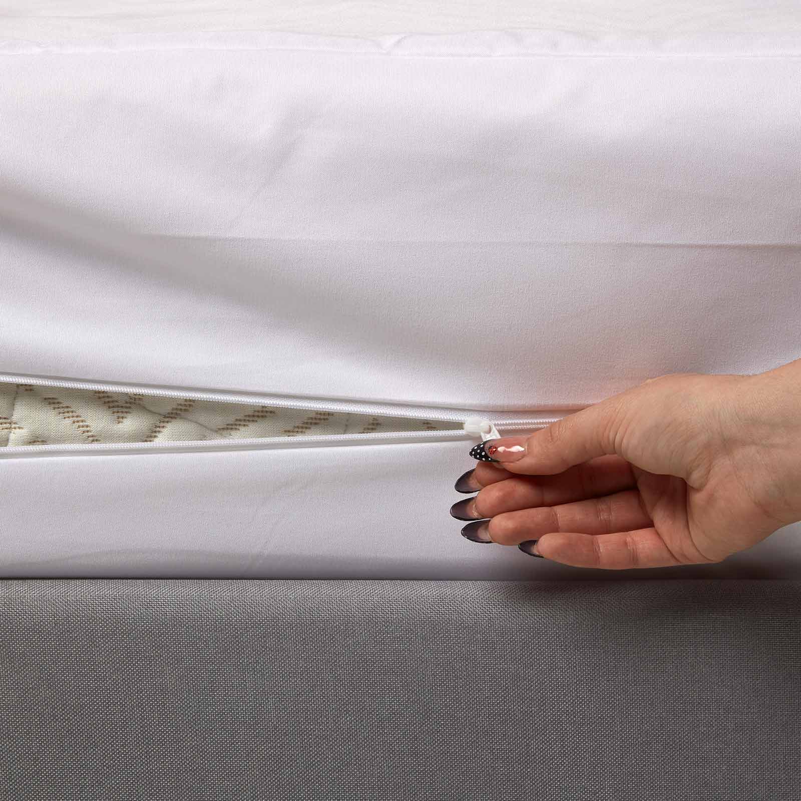 Zipped Mattress Encasement, 30 Cm Depth | Super King | White