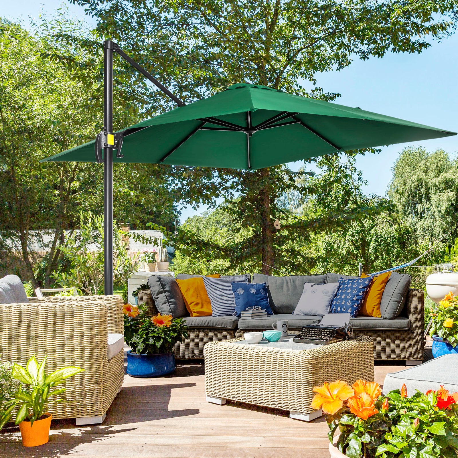 Square Cantilever Roma Parasol W/ 360° Crank & Base | Green