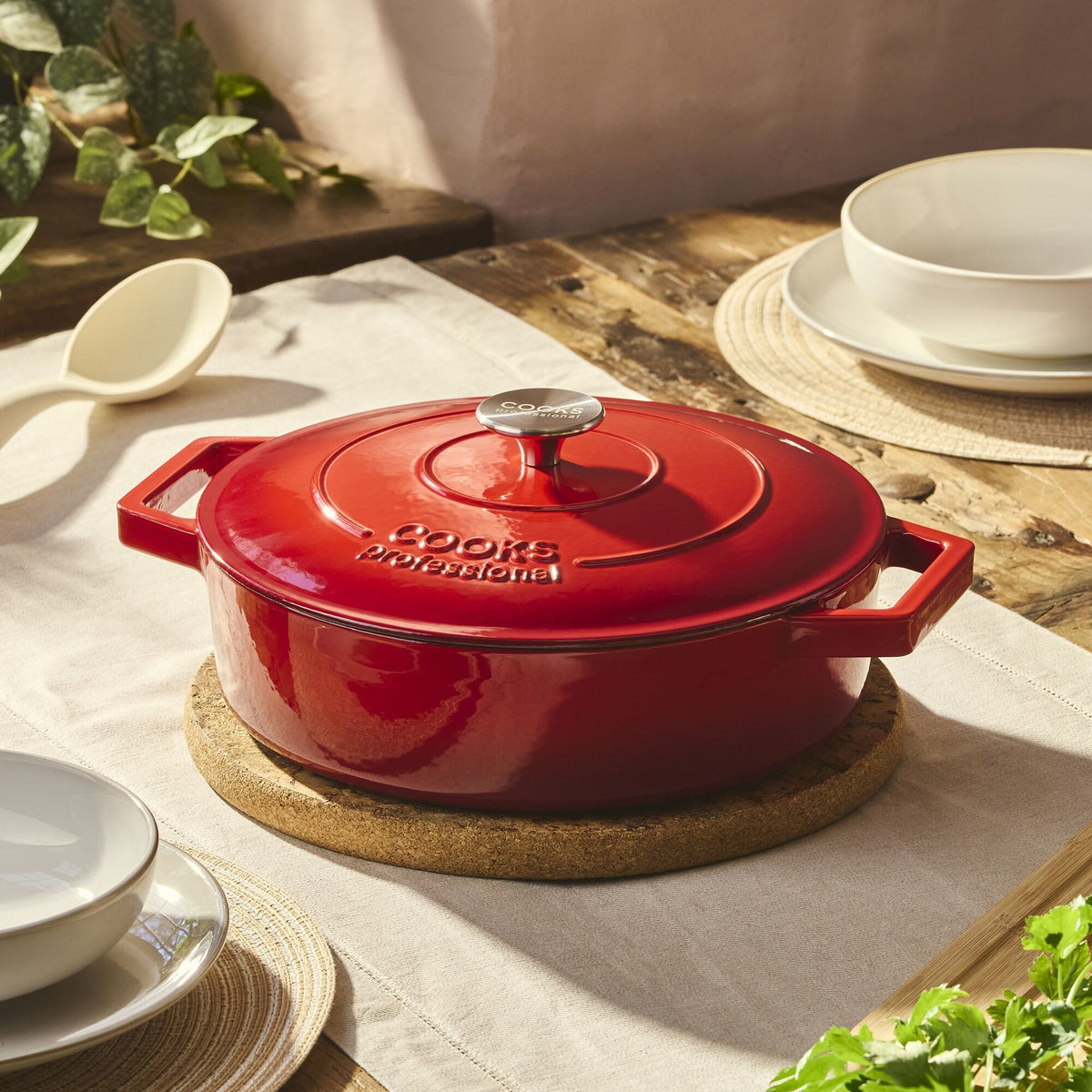 Cast Iron Casserole Dish 28cm Oven Proof Pan & Lid | 28cm | Red
