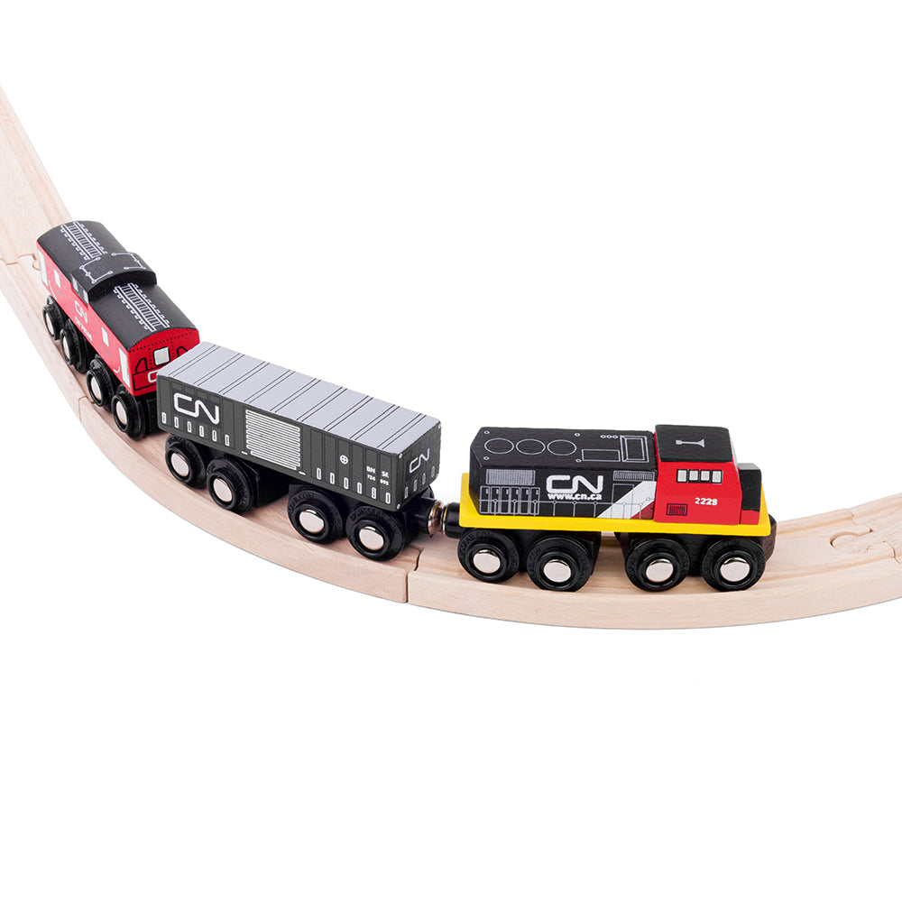 Wooden CN Train Engine with 3 Carriages
