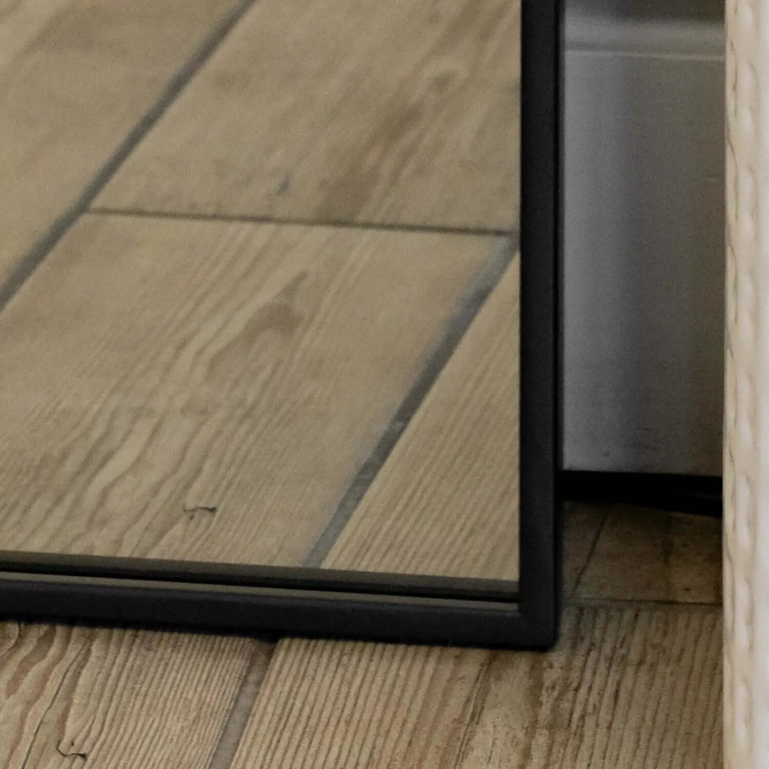 Yōko - Metal Gentle Arch Mirror | 180cm x 105cm | Black