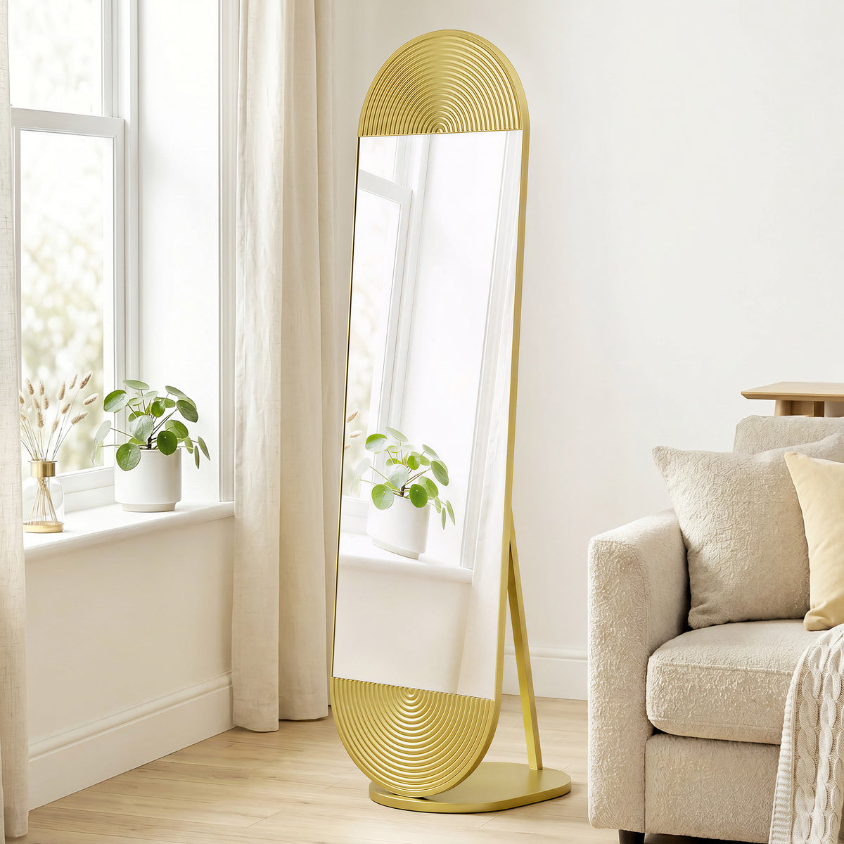 HOMCOM Wavy Full Length Mirror With Metal Frame And Base, Gold Tone