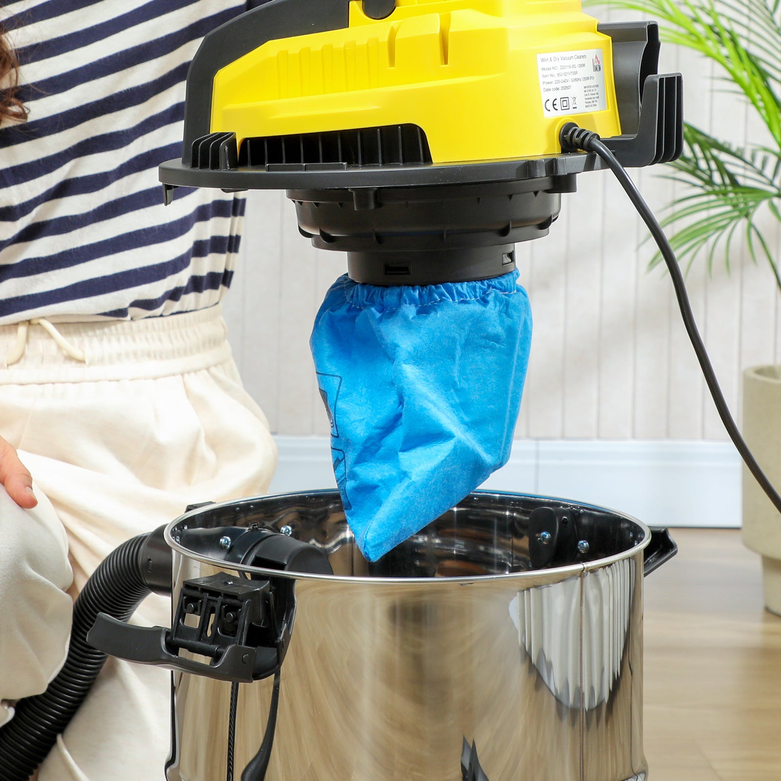 HOMCOM Wet And Dry Vacuum Cleaner, Wet & Dry Vacuum Cleaner W/ Blower For Workshop